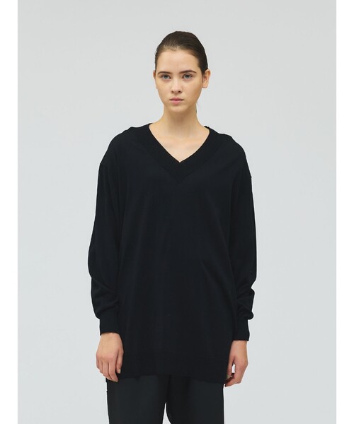 mizuiroind(ミズイロインド)の「mizuiro ind Vネックワイドプルオーバー(ニット/セーター・レディース・ブラック/アイボリー/ネイビー/パープル・FREE)」の2枚目の写真