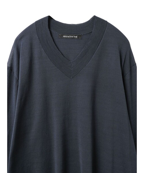 mizuiroind(ミズイロインド)の「mizuiro ind Vネックワイドプルオーバー(ニット/セーター・レディース・ブラック/アイボリー/ネイビー/パープル・FREE)」の10枚目の写真