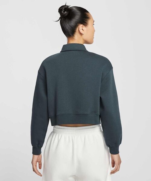NIKE(ナイキ)の「ナイキ スポーツウェア フェニックス フリース ウィメンズ ルーズカラー プルオーバー トップ / Nike Sportswear Phoenix Fleece Women's Loose Collared Pull-Over Top IM7487-390 Seaweed(ポロシャツ・レディース・ダークグリーン・L/S/M/XS/XL)」の12枚目の写真