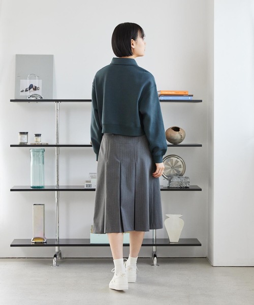 NIKE(ナイキ)の「ナイキ スポーツウェア フェニックス フリース ウィメンズ ルーズカラー プルオーバー トップ / Nike Sportswear Phoenix Fleece Women's Loose Collared Pull-Over Top IM7487-390 Seaweed(ポロシャツ・レディース・ダークグリーン・L/S/M/XS/XL)」の3枚目の写真