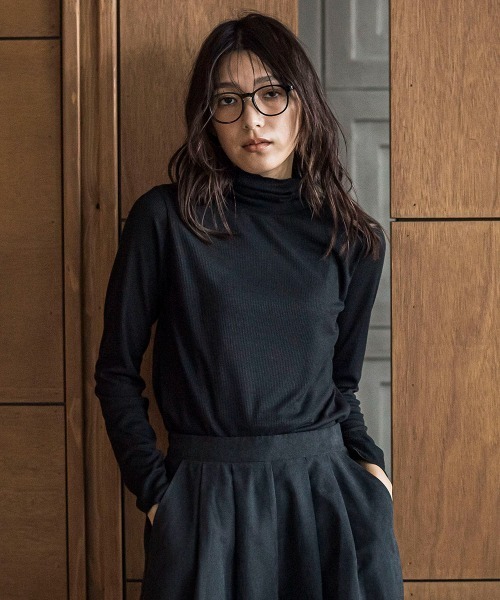 MAYSON GREY（メイソングレイ）の「メランジリブタートルネックプルオーバー≪手洗い可能≫（Tシャツ/カットソー・レディース・チャコールグレー/オフホワイト/ブラック/ブラウン/ライトグレー・M）」の3枚目の写真