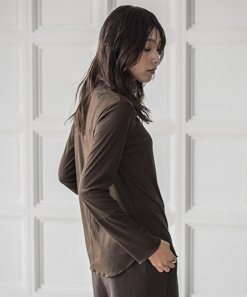 MAYSON GREY（メイソングレイ）の「メランジリブタートルネックプルオーバー≪手洗い可能≫（Tシャツ/カットソー・レディース・チャコールグレー/オフホワイト/ブラック/ブラウン/ライトグレー・M）」の9枚目の写真