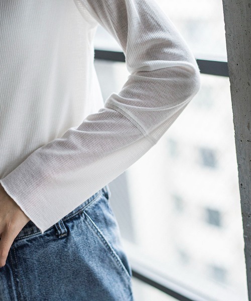 MAYSON GREY（メイソングレイ）の「メランジリブタートルネックプルオーバー≪手洗い可能≫（Tシャツ/カットソー・レディース・チャコールグレー/オフホワイト/ブラック/ブラウン/ライトグレー・M）」の16枚目の写真