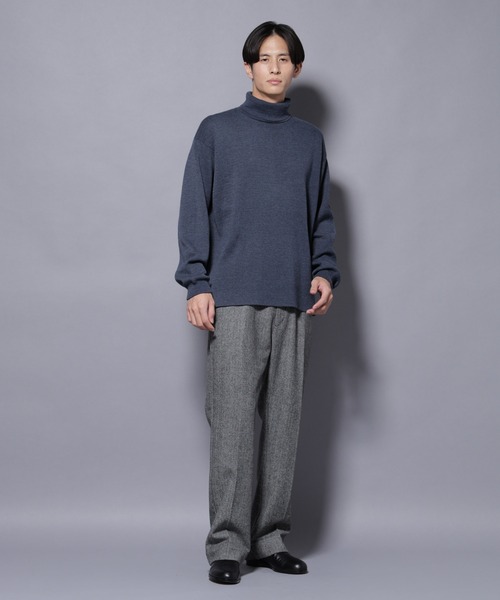 NANO universe（ナノユニバース）の「ミラノリブ　ワイドタートルネックニット（ニット/セーター・メンズ・チャコール/アイボリー/ブルー/ブラック・M/L）」の22枚目の写真