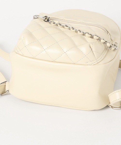 repipi armario（レピピ アルマリオ）の「チェーンキルトフェイクレザーミニリュック（バックパック/リュック・キッズ・シルバー/アイボリー/ブラック・ONESIZE）」の7枚目の写真