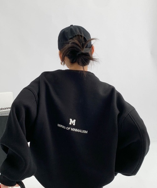 mushwear(マッシュウェア)の「ミニマルロゴオーバーサイズトレーナー(スウェット・メンズ・グレー/ホワイト/ブラック・LARGE/MEDIUM/SMALL)」の6枚目の写真