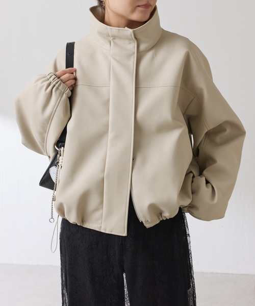 COLLAGE GALLARDAGALANTE（コラージュガリャルダガランテ）の「レザータッチスタンドブルゾン（ブルゾン・レディース・ベージュ・FREE）」の6枚目の写真