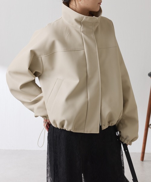 COLLAGE GALLARDAGALANTE（コラージュガリャルダガランテ）の「レザータッチスタンドブルゾン（ブルゾン・レディース・ベージュ・FREE）」の9枚目の写真