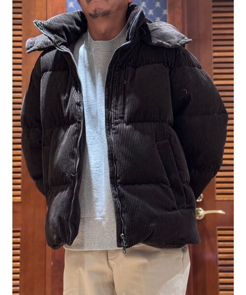 BROOKS BROTHERS(ブルックスブラザーズ)の「コットン コーデュロイ ショートパッファー ダウンコート(ダウンジャケット/コート・メンズ・ブラック/ブラウン・LARGE/SMALL/MEDIUM)」の4枚目の写真