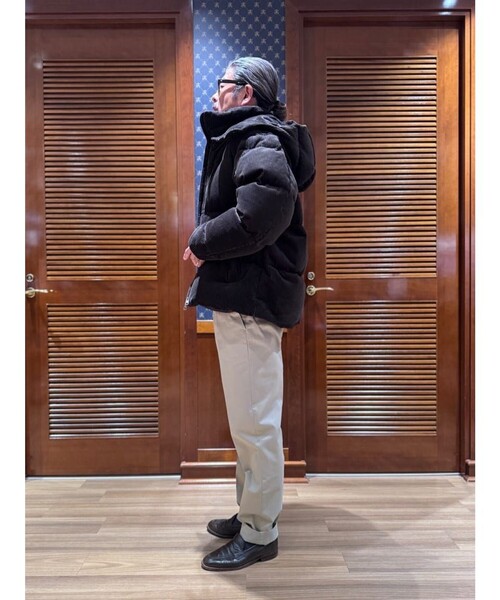 BROOKS BROTHERS(ブルックスブラザーズ)の「コットン コーデュロイ ショートパッファー ダウンコート(ダウンジャケット/コート・メンズ・ブラック/ブラウン・LARGE/SMALL/MEDIUM)」の6枚目の写真