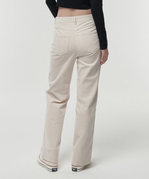 MUSINSA STANDARD WOMAN（ムシンサスタンダードウーマン）の「ウィメンズストレートコーデュロイパンツ[クリーム]（その他パンツ・レディース・その他・30/24/25/26/27/28/29）」の18枚目の写真