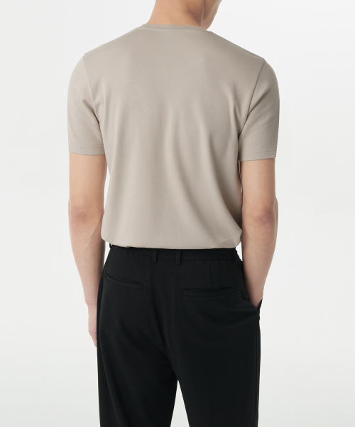MUSINSA STANDARD（ムシンサスタンダード）の「マッスルフィットクルーネックモーダルTシャツ[マッシュルーム]（Tシャツ/カットソー・メンズ・その他・X-LARGE/SMALL/MEDIUM/LARGE）」の3枚目の写真