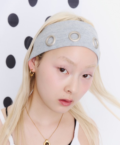 DTYYPE(ドタイプ)の「アイレットヘアバンド(ヘアバンド・レディース・グレー/グレー系その他/ブラック系その他・FREE)」の4枚目の写真