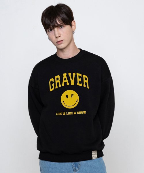 GRAVER（グレーバー）の「[ユニセックス]アーチロゴライフドットスマイルマンツーマン_ブラック（スウェット・レディース・ブラック・LARGE/MEDIUM/SMALL）」の2枚目の写真
