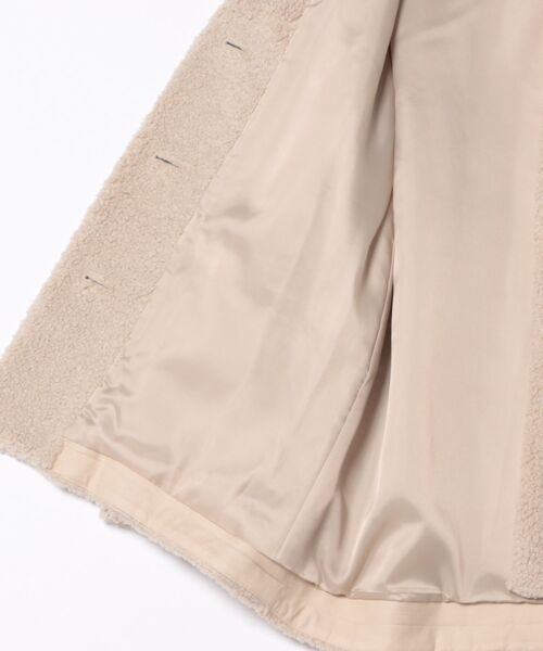 SIPULI（シプリ）の「Eco Fur ショールカラーコート（ダウンジャケット/コート・レディース・ダークグレー/アイボリー・2）」の4枚目の写真