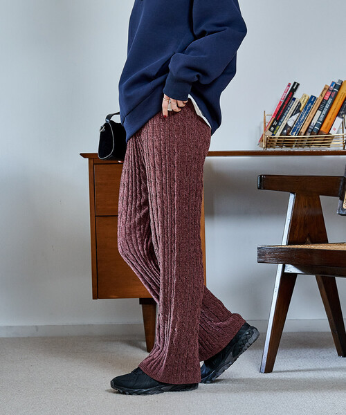 FREAK'S STORE(フリークスストア)の「モールケーブルニットパンツ(その他パンツ・レディース・ナチュラル/ネイビー/ブラウン・フリ-)」の2枚目の写真