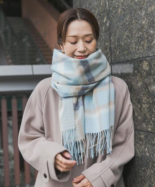 URBAN RESEARCH DOORS（アーバンリサーチドアーズ）の「ウールチェックストール（ストール/ショール・レディース・ブルー/グレー/グリーン/レッド・ONE）」の11枚目の写真