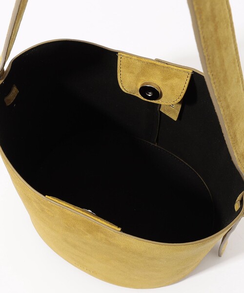 TOMORROWLAND （トゥモローランド）の「■■■KONE LITTLE LEO スエードバケットバッグ（ショルダーバッグ・レディース・グリーン・FREE）」の8枚目の写真