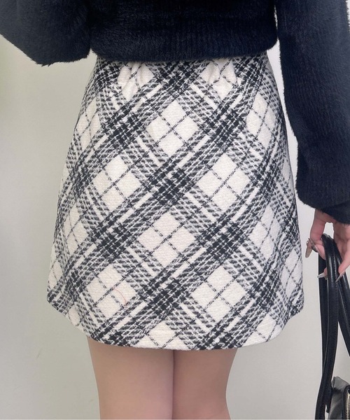 INGNI（イング）の「ビット付アソート柄タイトミニスカパン（スカート・レディース・ホワイト系その他2/ブラック系その他6/その他11・FREE）」の20枚目の写真