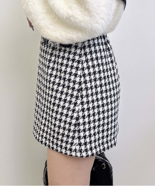 INGNI（イング）の「ビット付アソート柄タイトミニスカパン（スカート・レディース・ホワイト系その他2/ブラック系その他6/その他11・FREE）」の6枚目の写真