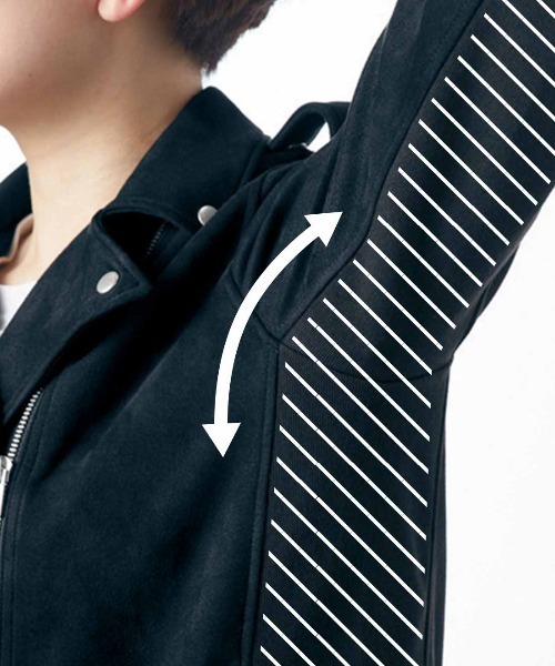 Live in comfort（リブインコンフォート）の「リブ　イン　コンフォート　はまじとコラボ　再復刻！着心地らくちんな伸びるライダースジャケット〈ブラック〉（その他アウター・レディース・ブラック・M/L/LL/3L/S）」の5枚目の写真