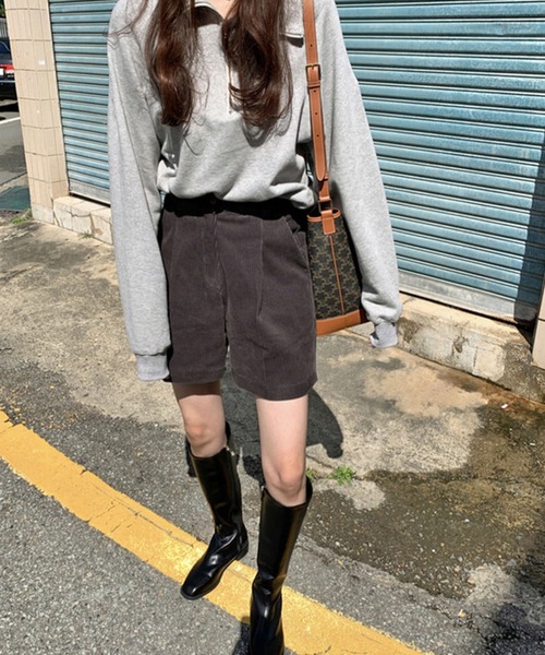 HALEY PESCA（ヘーリーペスカ）の「HALEY PESCA/センタータック　コーデュロイショートパンツ（その他パンツ・レディース・ブラウン/ブラック・MEDIUM/SMALL）」の16枚目の写真