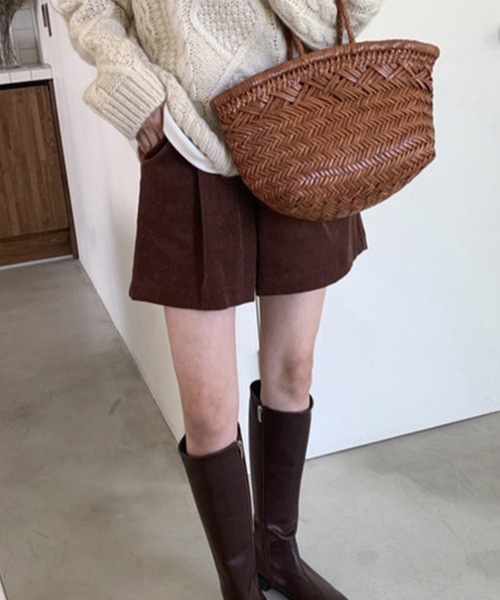 HALEY PESCA（ヘーリーペスカ）の「HALEY PESCA/センタータック　コーデュロイショートパンツ（その他パンツ・レディース・ブラウン/ブラック・MEDIUM/SMALL）」の22枚目の写真