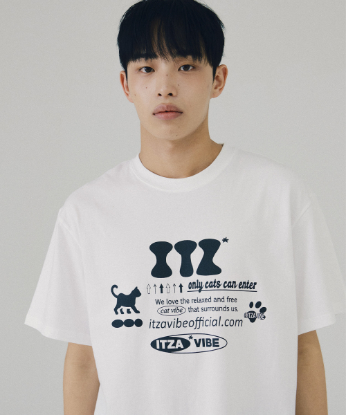 ITZAVIBE（イッザバイブ）の「ITZ OFFICIAL LOGO T SHIRT - WHITE（Tシャツ/カットソー・レディース・その他・LARGE/SMALL）」の5枚目の写真