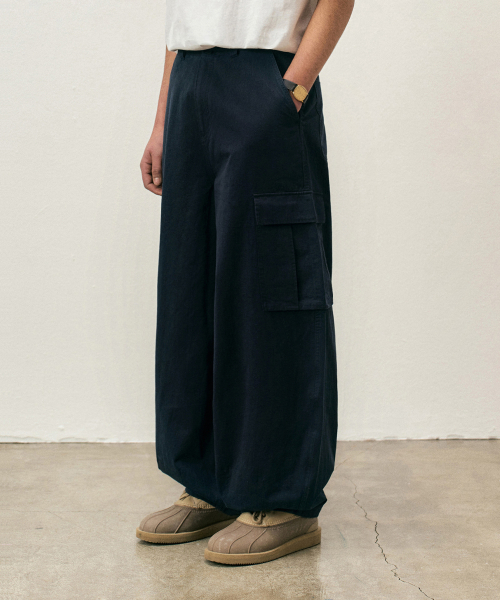 COSTUME O’CLOCK(コスチュームオクロック)の「コットンウォッシュドバルーンカーゴパンツネイビー COOSPT244NAVY(その他パンツ・メンズ・その他・28/30/32/34)」の2枚目の写真