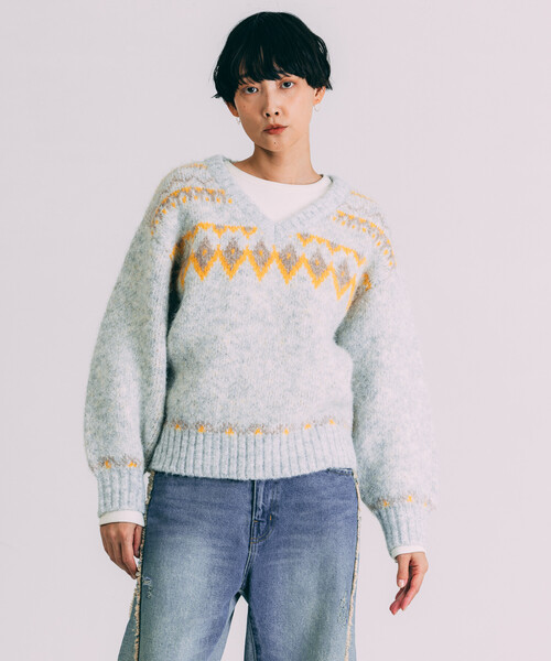 Freada(フリーダ)の「Freada/フリーダ Vネック 配色 ノルディック柄ニット(ニット/セーター・レディース・ネイビー/ライトグレー・ONE SIZE)」の11枚目の写真