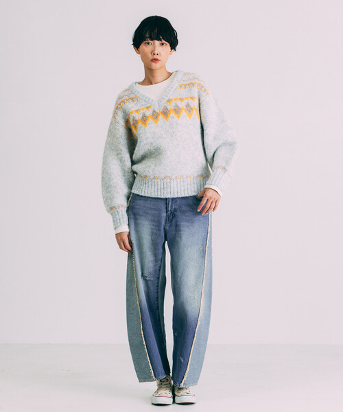 Freada(フリーダ)の「Freada/フリーダ Vネック 配色 ノルディック柄ニット(ニット/セーター・レディース・ネイビー/ライトグレー・ONE SIZE)」の15枚目の写真