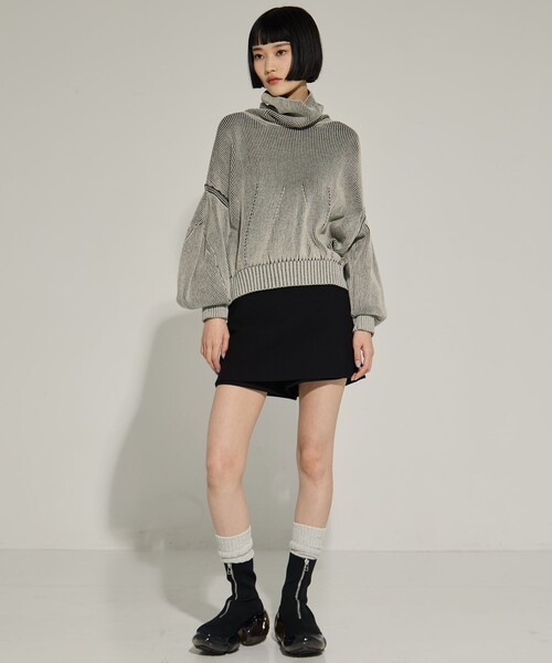 AKIKOAOKI(アキコアオキ)の「【AKANE UTSUNOMIYA/アカネウツノミヤ】《STUDIOUS別注》Dual face knit/デュアル フェイスニット(ニット/セーター・レディース・ベージュ/ライトグレー・FREE)」の3枚目の写真