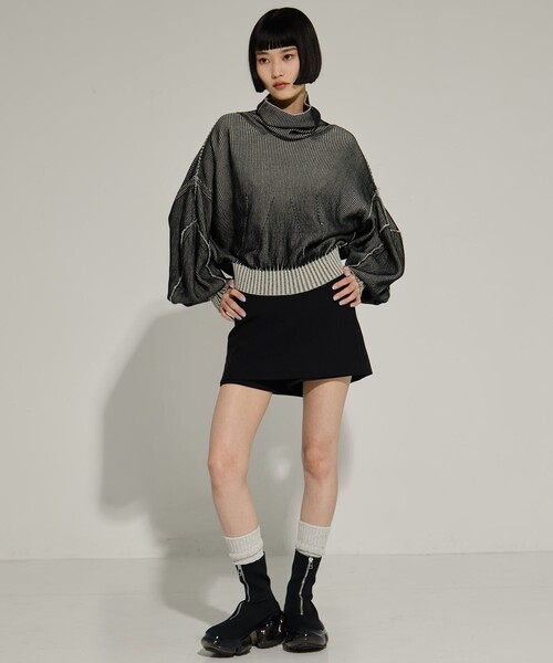 AKIKOAOKI(アキコアオキ)の「【AKANE UTSUNOMIYA/アカネウツノミヤ】《STUDIOUS別注》Dual face knit/デュアル フェイスニット(ニット/セーター・レディース・ベージュ/ライトグレー・FREE)」の5枚目の写真