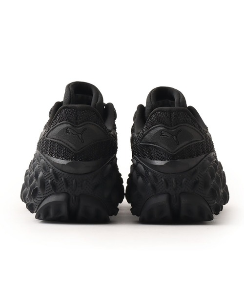 PUMA(プーマ)の「PUMA MOSTRO X / プーマ モストロ X(スニーカー・メンズ・ブラック・23.0cm/23.5cm/24.0cm/24.5cm/25.0cm/25.5cm/26.0cm/26.5cm/27.0cm/27.5cm/28.0cm/28.5cm/29.0cm/29.5cm)」の3枚目の写真