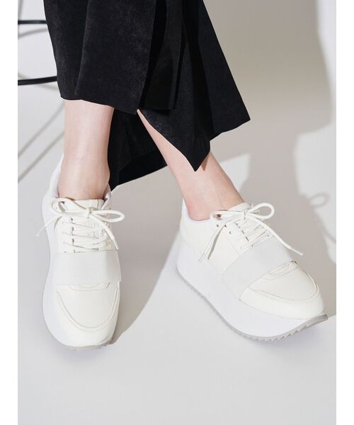 ELENDEEK(エレンディーク)の「プラットフォームソールスニーカー(スニーカー・レディース・オフホワイト/ブラック・36/37/38)」の4枚目の写真