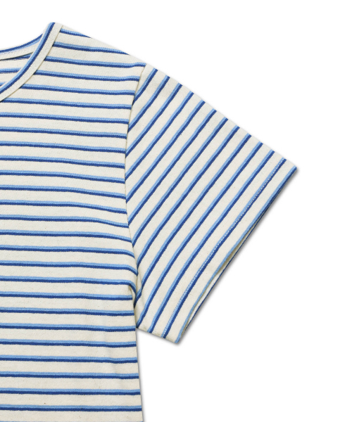 MICHIKO LONDON(ミチコ ロンドン)の「マリンストライプクロップトップブルー(Tシャツ/カットソー・レディース・その他・SMALL/MEDIUM)」の4枚目の写真