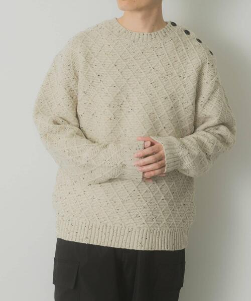 ITEMS URBANRESEARCH(アイテムズ アーバンリサーチ)の「ウール混ショルダーボタンクルーネックニット(ニット/セーター・メンズ・ネイビー/ブラック/ホワイト・MEDIUM/LARGE)」の5枚目の写真