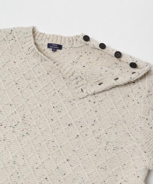 ITEMS URBANRESEARCH(アイテムズ アーバンリサーチ)の「ウール混ショルダーボタンクルーネックニット(ニット/セーター・メンズ・ネイビー/ブラック/ホワイト・MEDIUM/LARGE)」の10枚目の写真