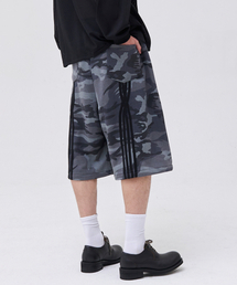 AKECII（アケシ）の「Twisted Camo Sweat Bermuda Pants - Grey（その他パンツ）」
