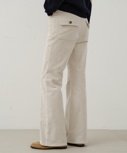 WEDNESDAYOASISFORWOMEN(ウェンズデー オアシス フォー ウーマン)の「ヘビット コーデュロイ ブーツカットパンツ_CREAM(W25-PT38)(その他パンツ・レディース・クリーム・SMALL/MEDIUM)」の3枚目の写真