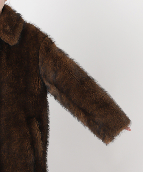 journal standard L'essage(ジャーナルスタンダードレサージュ)の「ロングファーコート(その他アウター・レディース・ブラウン・FREE)」の11枚目の写真