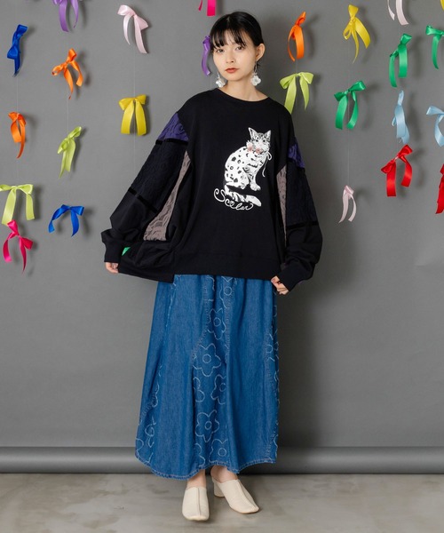 ScoLar（スカラー）の「153782：ネコ柄ミニ裏毛×起毛レース配色プルオーバー（Tシャツ/カットソー・レディース・グリーン/ブラック/杢グレー・M）」の9枚目の写真