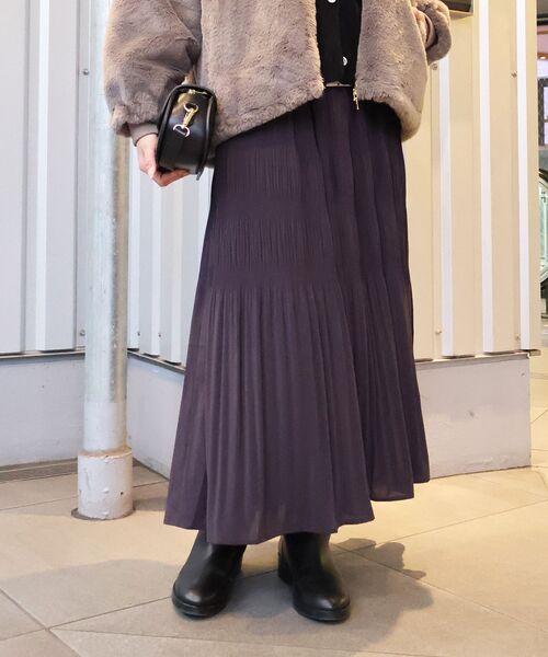 le.coeur blanc(ルクールブラン)の「マジョリカプリーツスカート(スカート・レディース・ブラック系その他/カーキオリーブ/ホワイト系その他/チャコールグレー・38)」の3枚目の写真