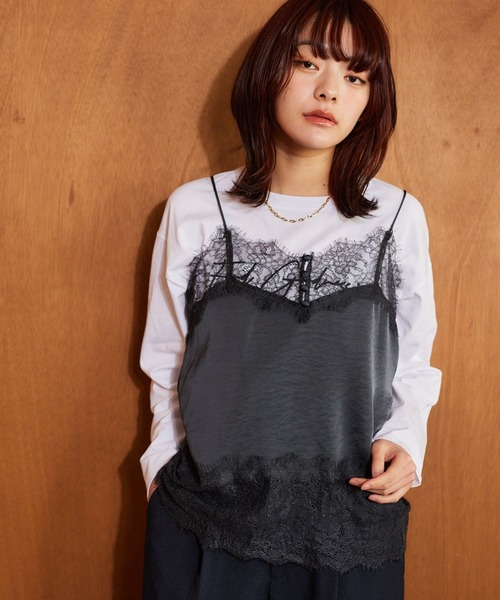 mysty woman（ミスティウーマン）の「サテンレースキャミソール　638058（シャツ/ブラウス・レディース・ホワイト系その他/チャコールグレー・FREE）」の2枚目の写真