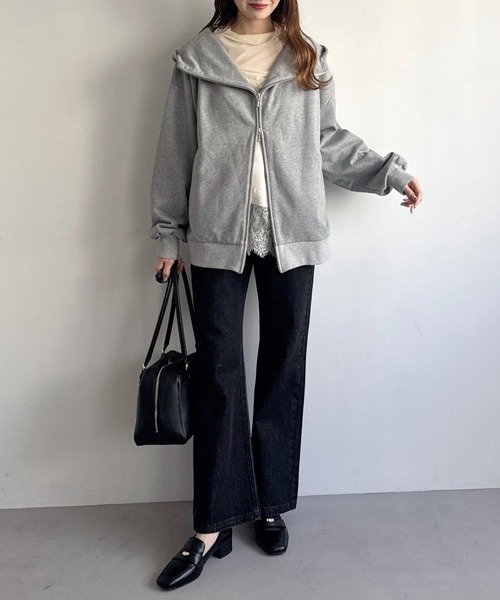 mysty woman（ミスティウーマン）の「サテンレースキャミソール　638058（シャツ/ブラウス・レディース・ホワイト系その他/チャコールグレー・FREE）」の17枚目の写真