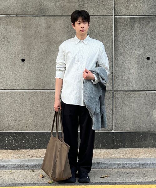 FRAGE(フラゲ)の「マルチベーシックフィットストライプシャツ - ホワイト(シャツ/ブラウス・メンズ・その他・MEDIUM/LARGE)」の4枚目の写真