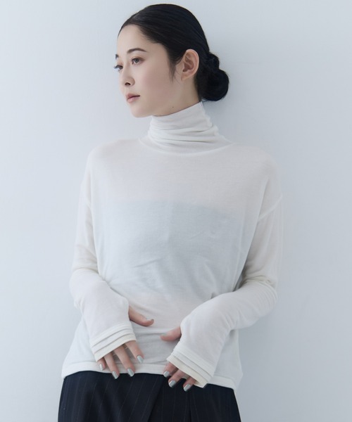 STUDIOUS（ステュディオス）の「【STUDIOUS/ステュディオス】Cashmere Silk Loose Fit Top/カシミアシルクルーズフィットトップス（Tシャツ/カットソー・レディース・ブラック/ワイン/オフホワイト・FREE）」の2枚目の写真