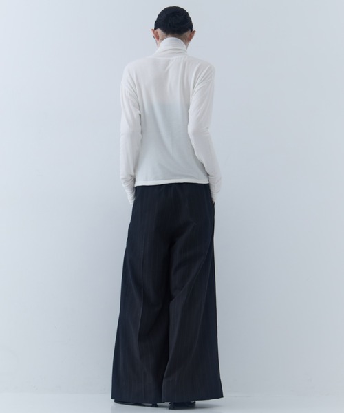 STUDIOUS（ステュディオス）の「【STUDIOUS/ステュディオス】Cashmere Silk Loose Fit Top/カシミアシルクルーズフィットトップス（Tシャツ/カットソー・レディース・ブラック/ワイン/オフホワイト・FREE）」の5枚目の写真