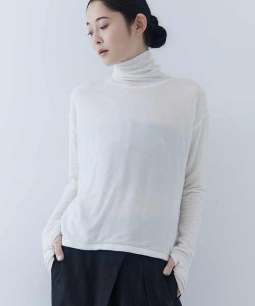 STUDIOUS（ステュディオス）の「【STUDIOUS/ステュディオス】Cashmere Silk Loose Fit Top/カシミアシルクルーズフィットトップス（Tシャツ/カットソー・レディース・ブラック/ワイン/オフホワイト・FREE）」の6枚目の写真
