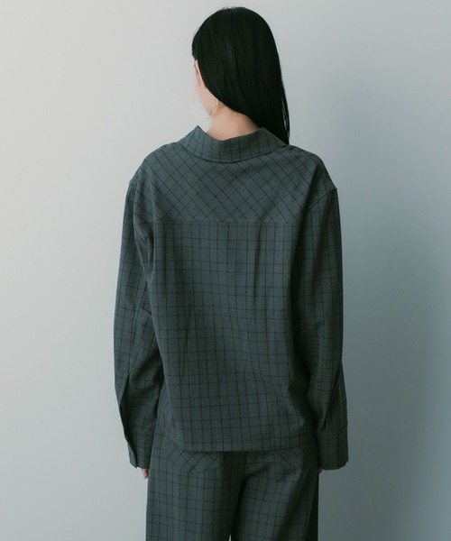 SERENO（セレーノ）の「カットデザイン チェックシャツ（シャツ/ブラウス・レディース・ネイビー/グリーン・S/M/L）」の3枚目の写真